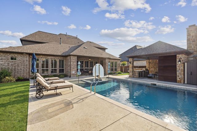 920 Lake Carillon Lane, Southlake, TX 76092