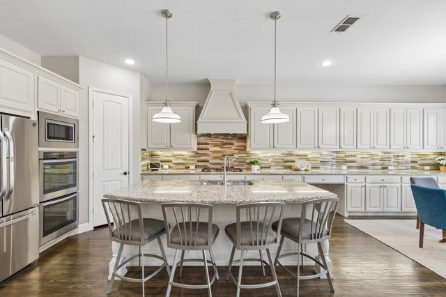 920 Lake Carillon Lane, Southlake, TX 76092