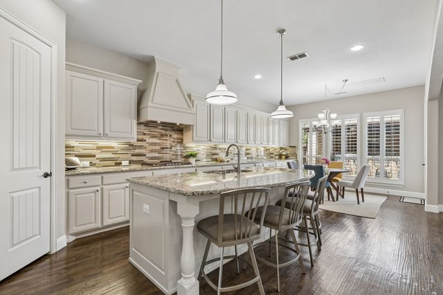 920 Lake Carillon Lane, Southlake, TX 76092