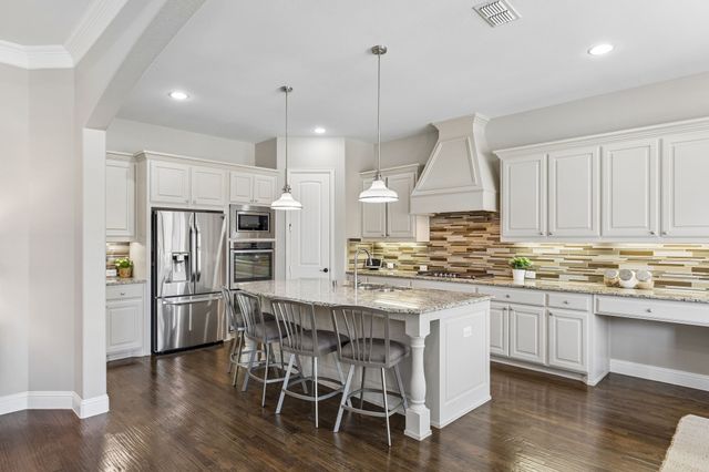 920 Lake Carillon Lane, Southlake, TX 76092