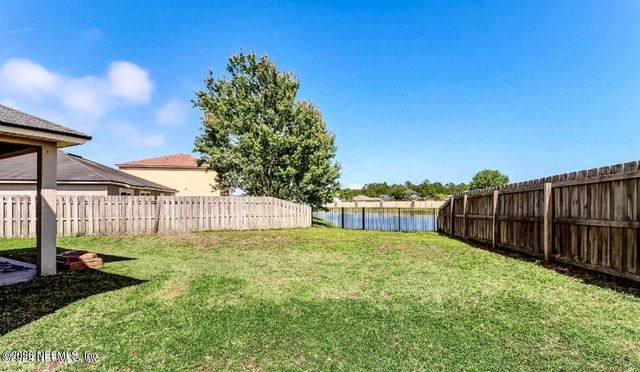 96102 GRAYLON Drive, Yulee, FL 32097