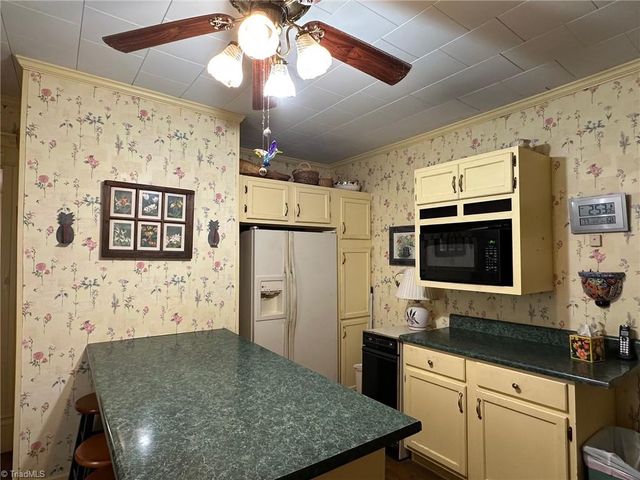 246 Church Street, Elkin, NC 28621