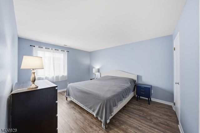825 Riverside Ave 203, Lyndhurst Twp., NJ 07071