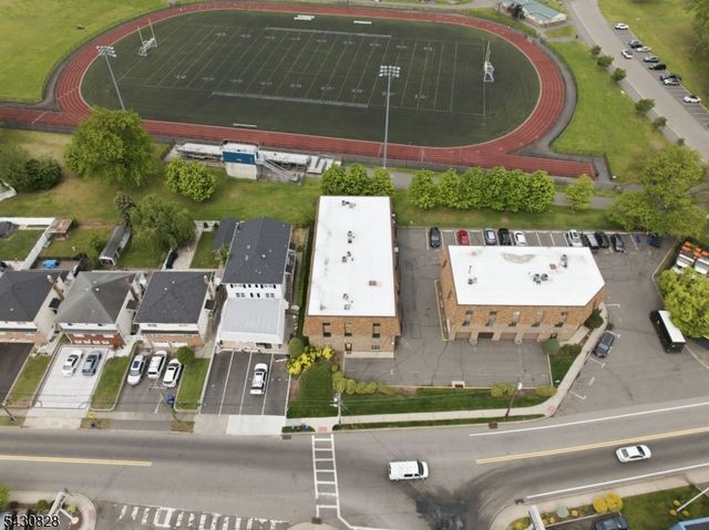 825 Riverside Ave 203, Lyndhurst Twp., NJ 07071