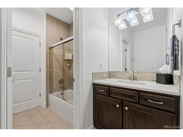1085 Maddox Ct, Broomfield, CO 80023