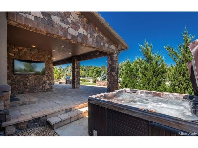 1085 Maddox Ct, Broomfield, CO 80023