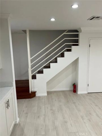 1415 26th 5, Santa Monica, CA 90404