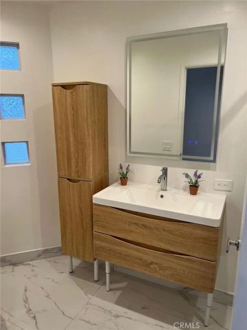 1415 26th 5, Santa Monica, CA 90404