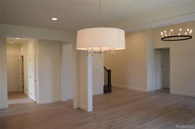 3093 Raffler Drive, Rochester Hills, MI 48307