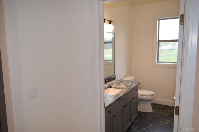 3093 Raffler Drive, Rochester Hills, MI 48307