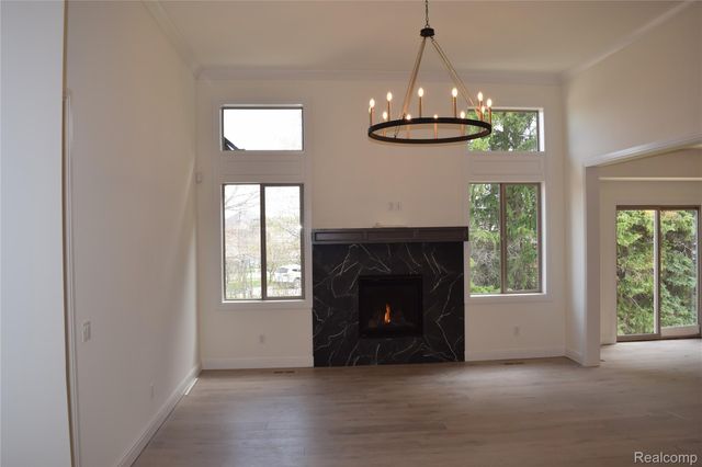 3093 Raffler Drive, Rochester Hills, MI 48307