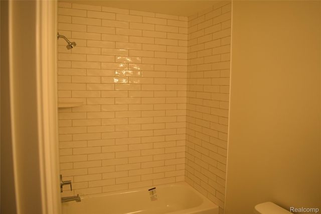 3093 Raffler Drive, Rochester Hills, MI 48307