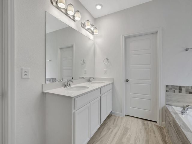 17744 Mill Manor, Montgomery, TX 77316