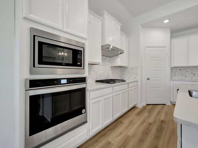 17744 Mill Manor, Montgomery, TX 77316