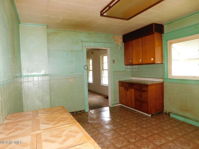 553 Bronson Avenue, Toledo, OH 43608