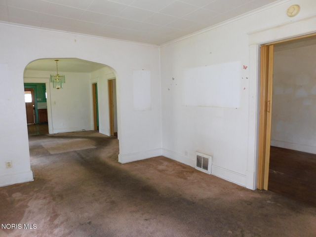 553 Bronson Avenue, Toledo, OH 43608
