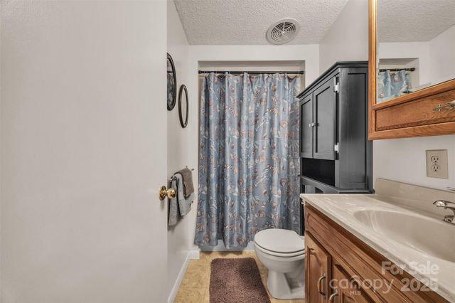 186 Rocky Face Church Road, Taylorsville, NC 28681