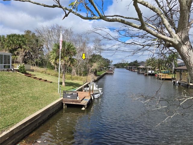 25 CHRISTOPHER COURT N, Palm Coast, FL 32137