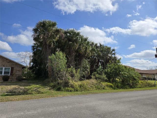 25 CHRISTOPHER COURT N, Palm Coast, FL 32137