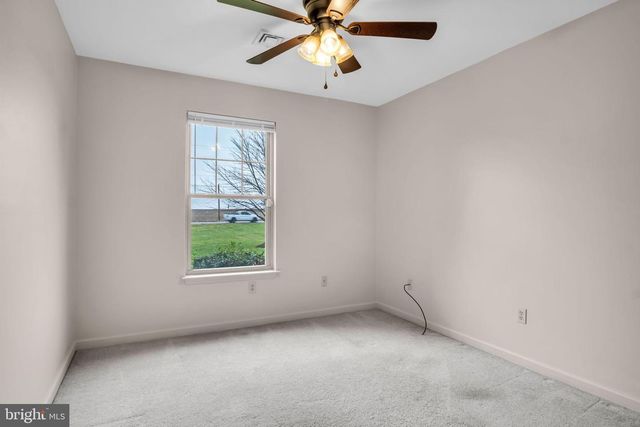 18 WILTSHIRE EAST ST, Carlisle, PA 17015