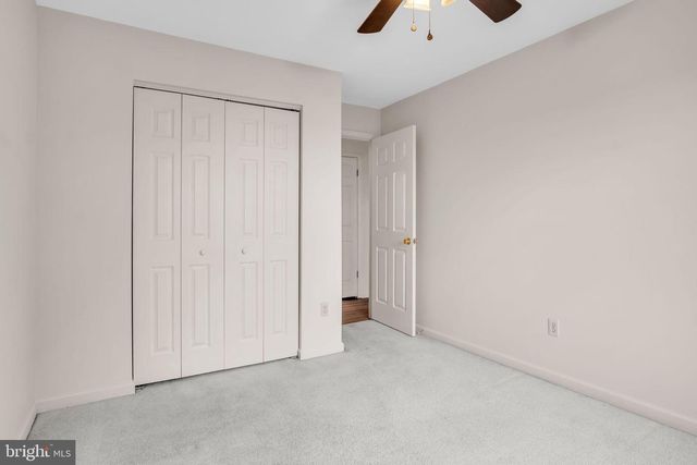 18 WILTSHIRE EAST ST, Carlisle, PA 17015