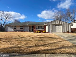 5932 MICHAEL RD, Waldorf, MD 20601