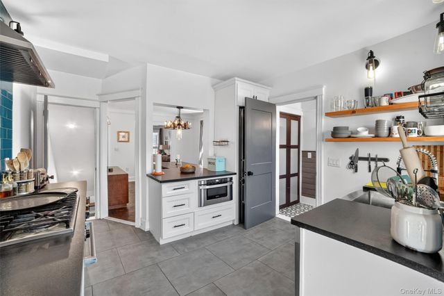 146 Beechwood Avenue, Mount Vernon, NY 10553