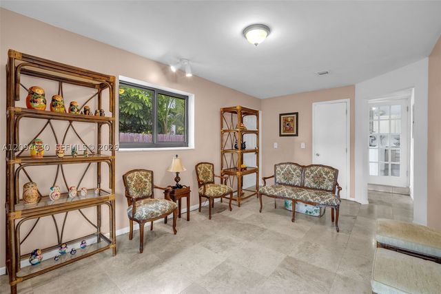 7701 Center Bay Dr, North Bay Village, FL 33141