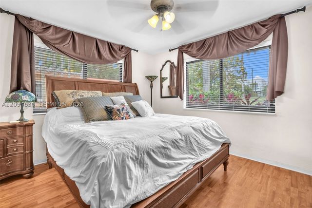 7701 Center Bay Dr, North Bay Village, FL 33141