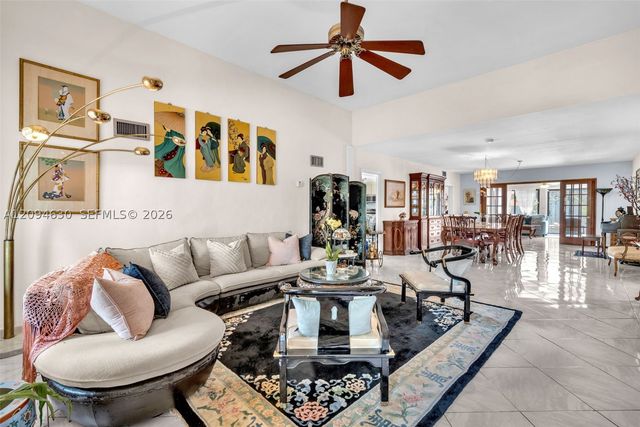 7701 Center Bay Dr, North Bay Village, FL 33141