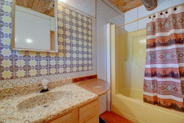 2229 Gun Club Road SW, Albuquerque, NM 87105