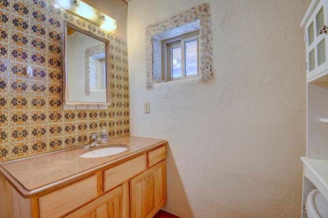 2229 Gun Club Road SW, Albuquerque, NM 87105
