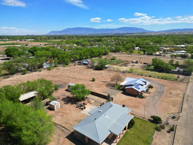 2229 Gun Club Road SW, Albuquerque, NM 87105