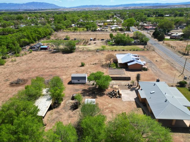 2229 Gun Club Road SW, Albuquerque, NM 87105