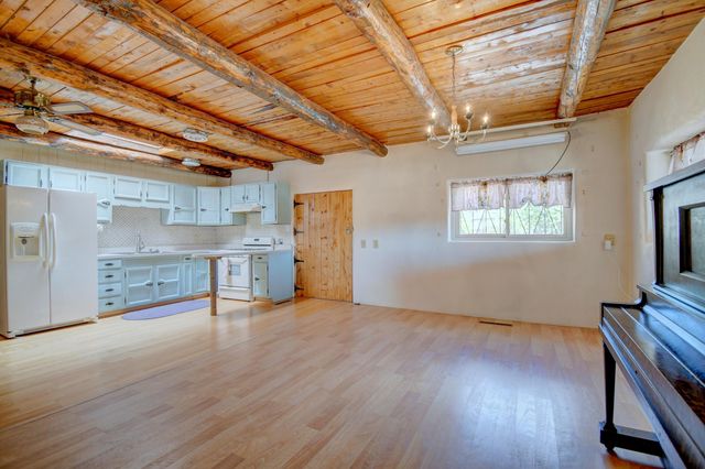 2229 Gun Club Road SW, Albuquerque, NM 87105