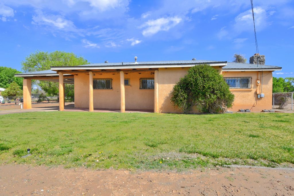 2229 Gun Club Road SW, Albuquerque, NM 87105