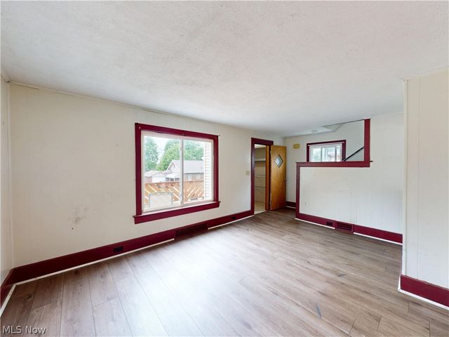 1801 Malasia Road, Akron, OH 44305