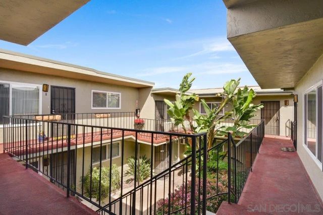 4450 Wilson Ave 11, San Diego, CA 92116