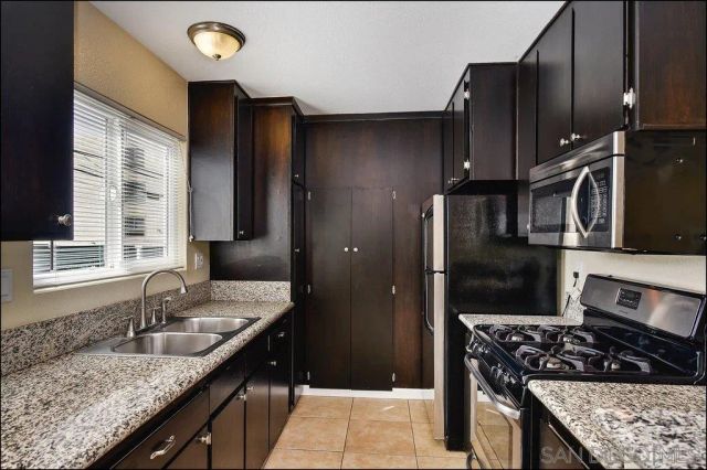 4450 Wilson Ave 11, San Diego, CA 92116