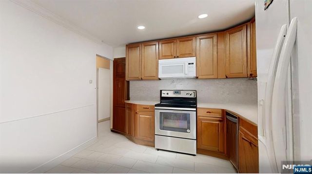 951 Liberty Avenue, Hillside, NJ 07205