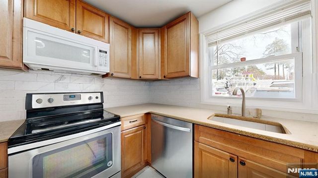 951 Liberty Avenue, Hillside, NJ 07205