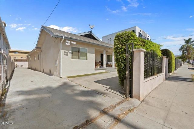 1207 N Kingsley Drive, Los Angeles, CA 90029