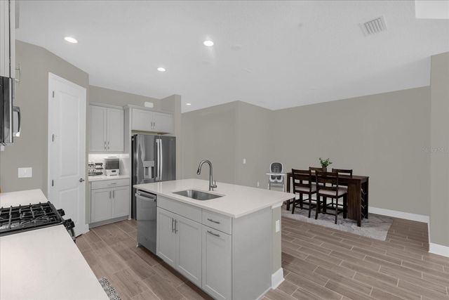 4531 CANOE CREEK AVENUE, Parrish, FL 34219