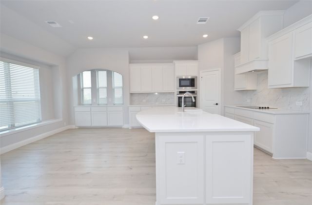 12600 Eagles Bluff, Godley, TX 76044