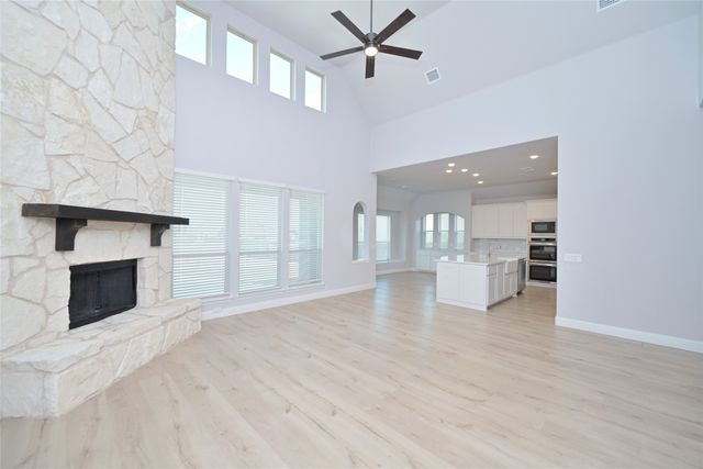 12600 Eagles Bluff, Godley, TX 76044
