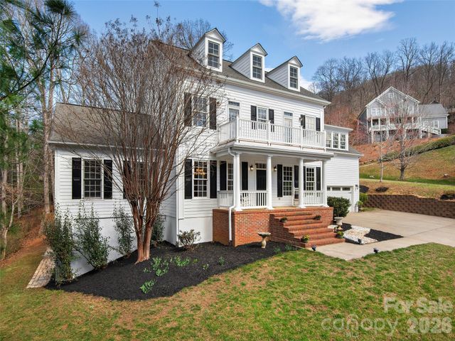 21 Dianthus Drive, Asheville, NC 28803