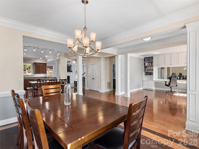 21 Dianthus Drive, Asheville, NC 28803