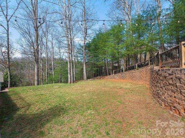 21 Dianthus Drive, Asheville, NC 28803