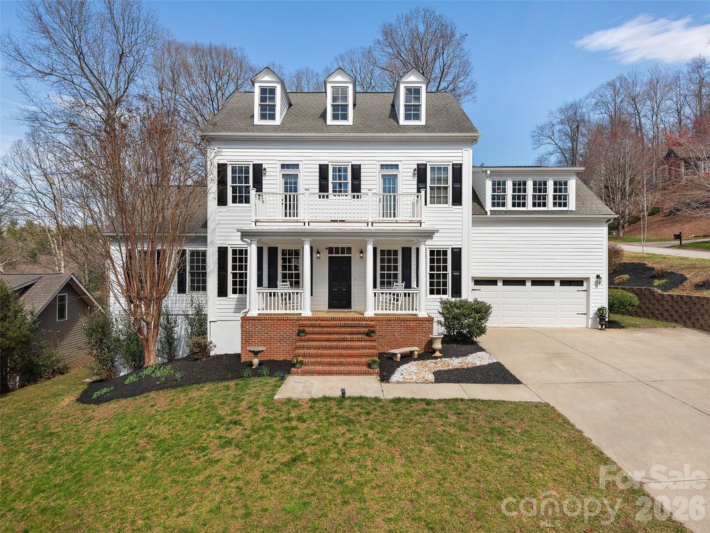 21 Dianthus Drive, Asheville, NC 28803