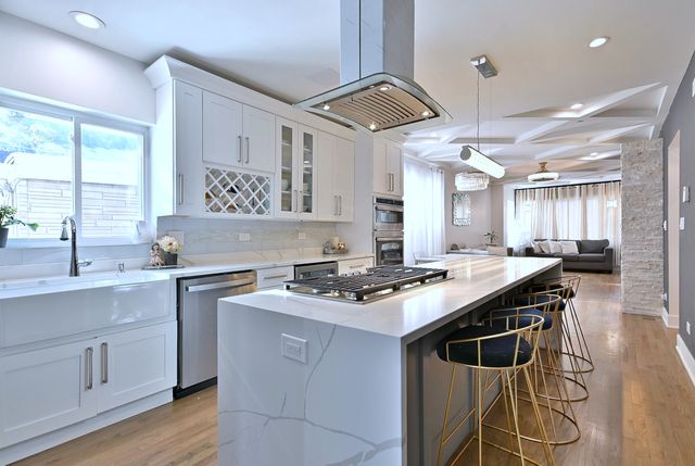 3715 Euclid Avenue, Berwyn, IL 60402